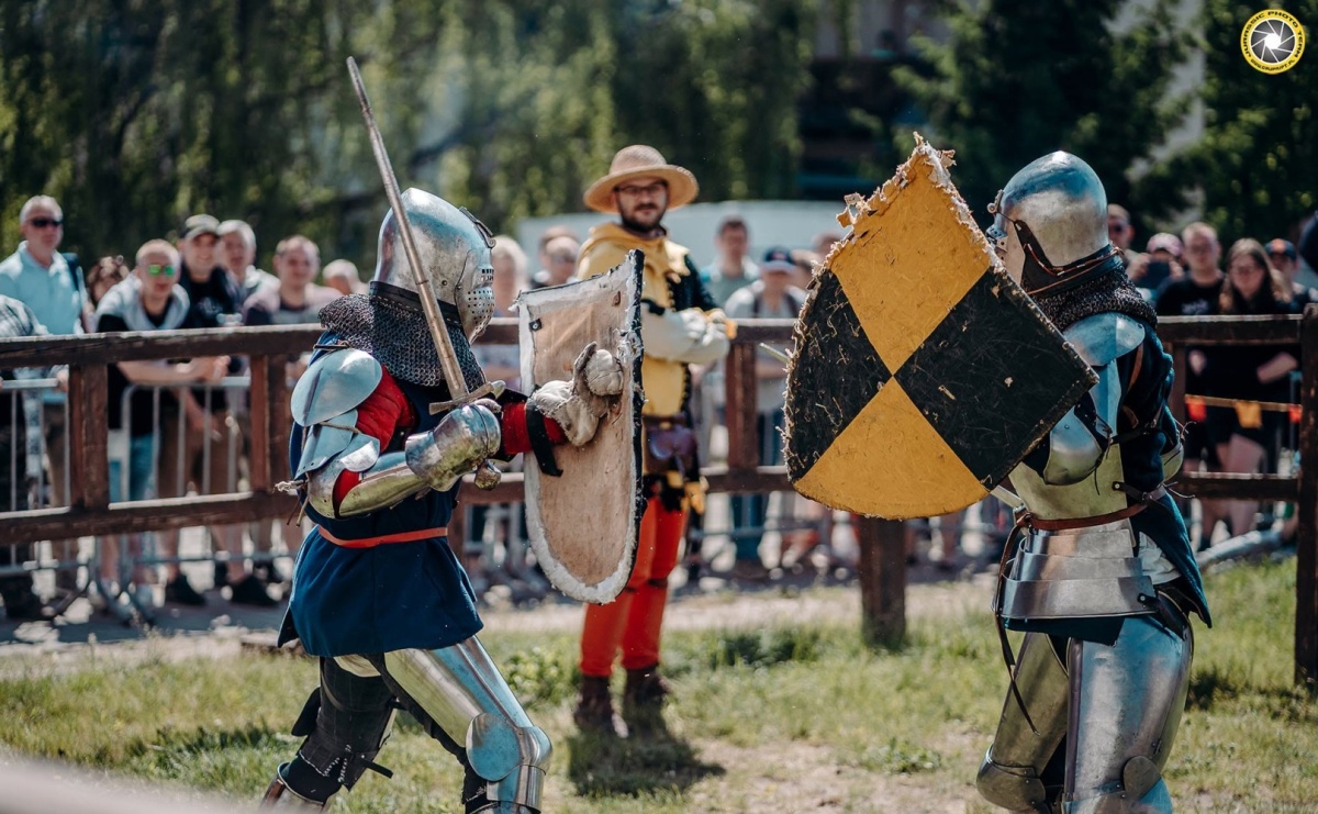 Rycerze, ogień i widowisko! Festiwal Średniowieczny i Gala W.A.R. już 30 maja - Serwis informacyjny z Raciborza - naszraciborz.pl