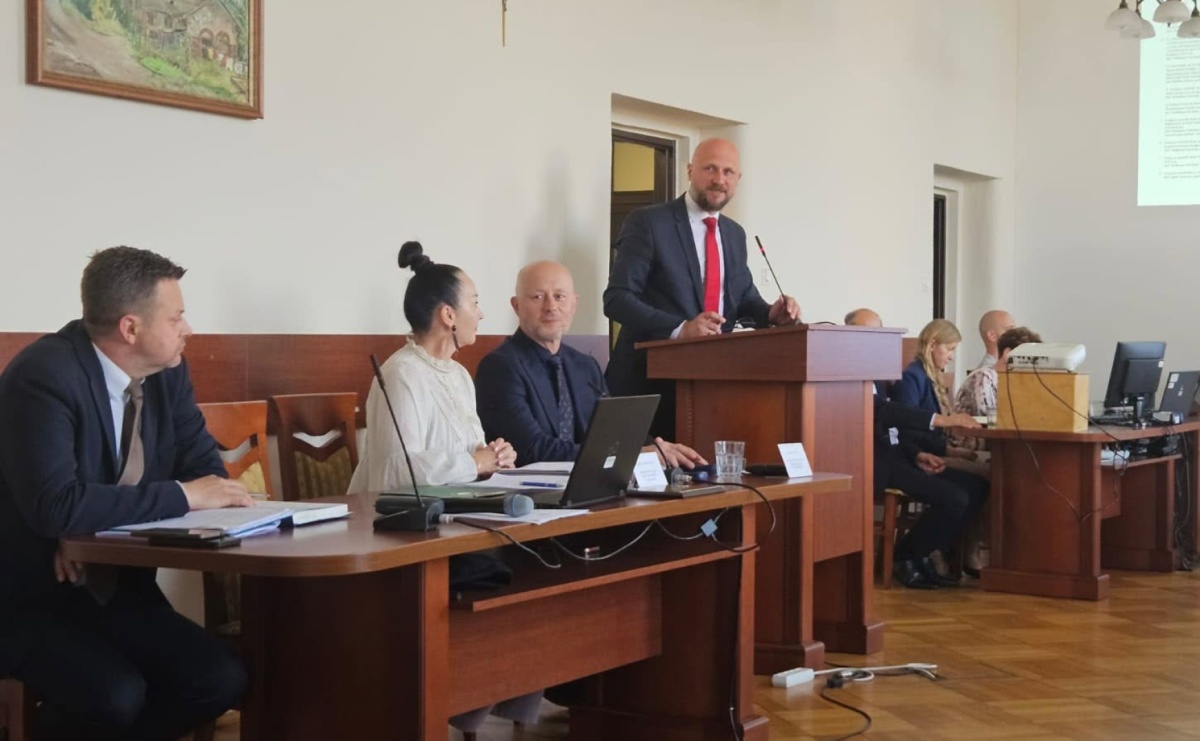 Burmistrz Radlina z absolutorium. Rada doceniła wykonanie budżetu za 2025 rok - Serwis informacyjny z Raciborza - naszraciborz.pl