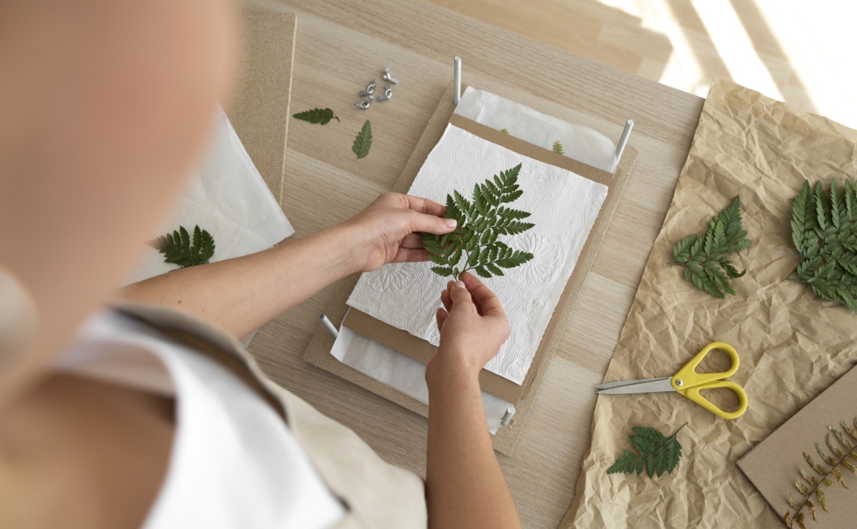 Stwórz własne dzieło z natury. Monotypia i eco printing na Wodzisławskiej Nocy Świętojańskiej - Serwis informacyjny z Raciborza - naszraciborz.pl