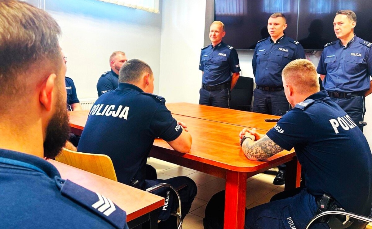 Pierwsza edycja kursu aspiranckiego zakończona. 24 policjantów z pozytywnym wynikiem egzaminu - Serwis informacyjny z Raciborza - naszraciborz.pl