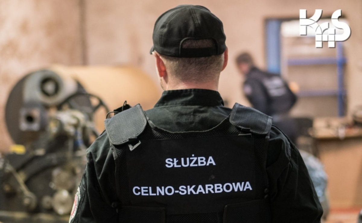 Blisko 800 mln zł uszczupleń VAT. Śląska KAS wykryła nowy mechanizm oszustw w branży kosmetycznej - Serwis informacyjny z Wodzisławia - naszwodzislaw.com