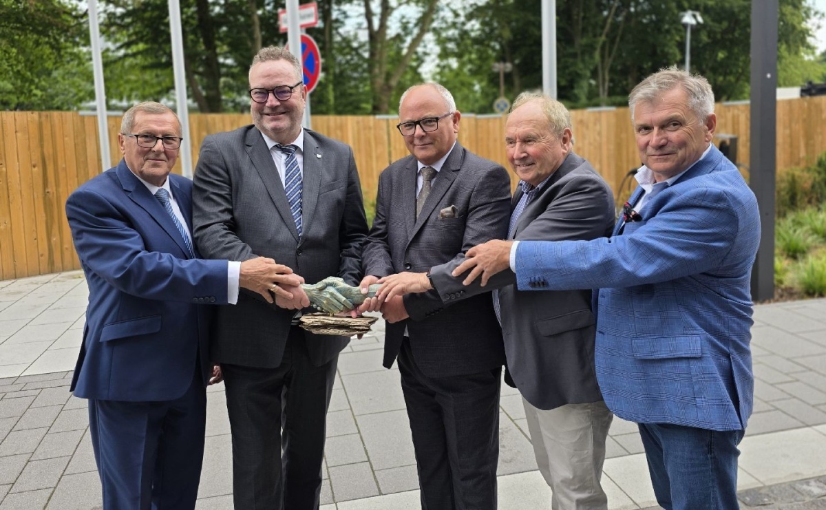 25 lat partnerstwa i nowy rozdział współpracy. Powiat Wodzisławski podpisał ważną umowę w Niemczech - Serwis informacyjny z Raciborza - naszraciborz.pl