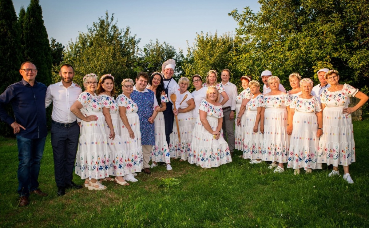 Rolady połączyły pokolenia. Kulinarne święto w Bukowie przyciągnęło tłumy [FOTO] - Serwis informacyjny z Raciborza - naszraciborz.pl