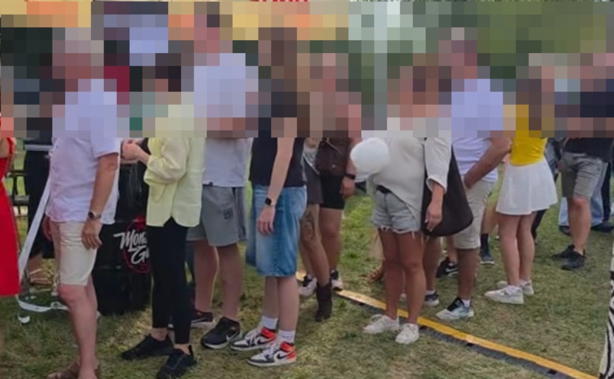 VIP-y bez kolejki, mieszkańcy czekali. Kontrowersje po święcie plonów w gminie Godów - Serwis informacyjny z Raciborza - naszraciborz.pl