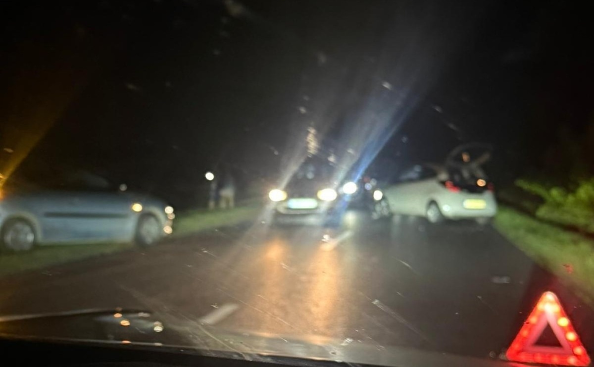 Uwaga kierowcy! Wypadek na drodze Syrynia–Buków, trasa zablokowana - Serwis informacyjny z Raciborza - naszraciborz.pl