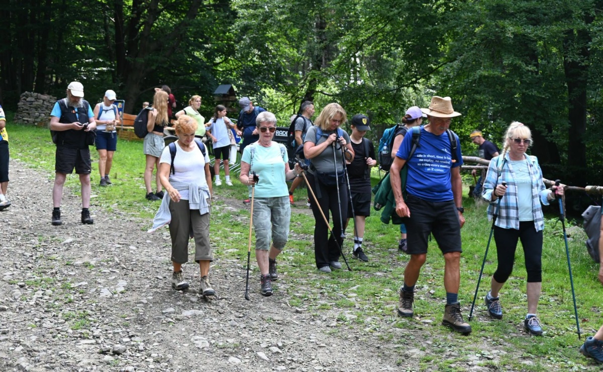 Beskid Żywiecki czeka. MOSiR Centrum zabiera mieszkańców na Babią Górę - Serwis informacyjny z Raciborza - naszraciborz.pl