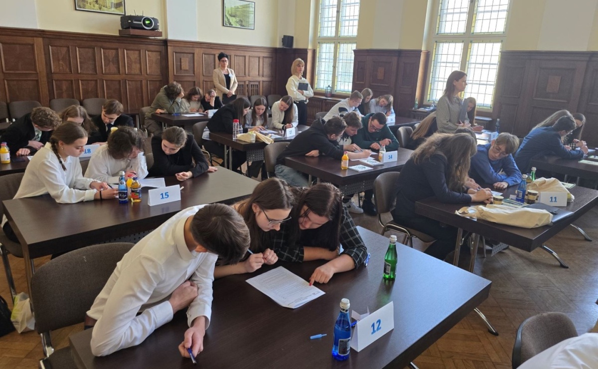 Praktyczna wiedza na start, indeks na studia przed maturą. Zgłoś szkołę do Lekcji z ZUS - Serwis informacyjny z Raciborza - naszraciborz.pl