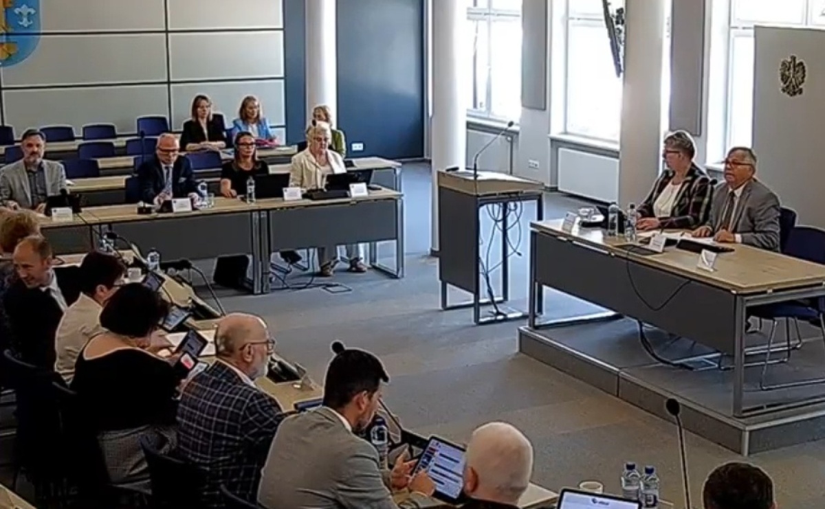 Co dalej ze Szpitalem Powiatowym w Wodzisławiu? Radni zajmą się jego sytuacją - Serwis informacyjny z Raciborza - naszraciborz.pl