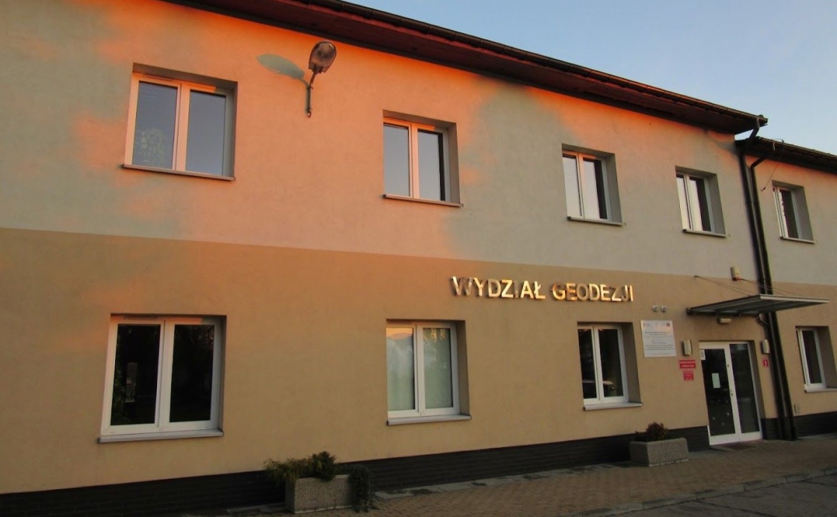 Problemy z obsługą mieszkańców. Awaria w Wydziale Geodezji - Serwis informacyjny z Raciborza - naszraciborz.pl