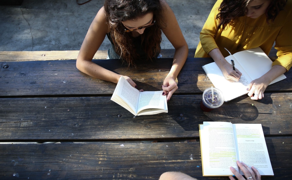 Koniec pracy studenta. Co z ubezpieczeniem zdrowotnym? - Serwis informacyjny z Raciborza - naszraciborz.pl