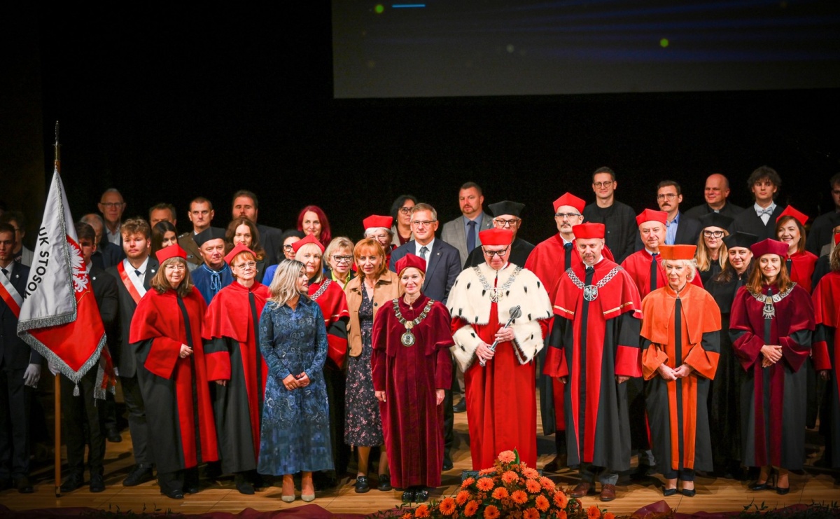 Musi być inaczej, jeśli ma być lepiej. Raciborska uczelnia wkroczyła w nowy rok akademicki - Serwis informacyjny z Raciborza - naszraciborz.pl