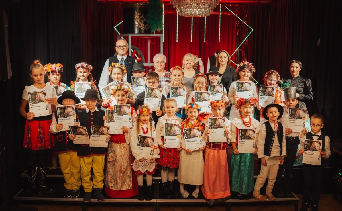XVI Konkurs Gawędziarski Fedrowani w godce. Śląskie historie znów wybrzmią na scenie - Serwis informacyjny z Raciborza - naszraciborz.pl