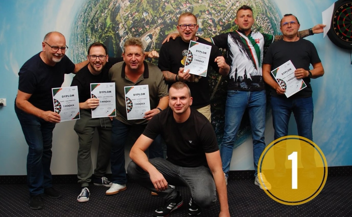 Powiat wodzisławski znów najlepszy! Trzeci triumf z rzędu w turnieju darta - Serwis informacyjny z Raciborza - naszraciborz.pl