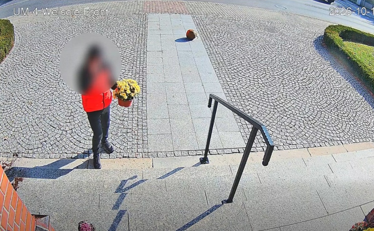Nie każdy bohater nosi pelerynę. Piękny gest po demolce przy wodzisławskim magistracie - Serwis informacyjny z Raciborza - naszraciborz.pl