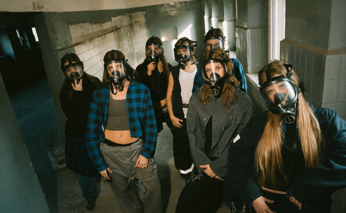 Tancerze z Rydułtów w industrialnej scenerii. Studio Flames nagrało wyjątkowy teledysk [WIDEO] - Serwis informacyjny z Raciborza - naszraciborz.pl