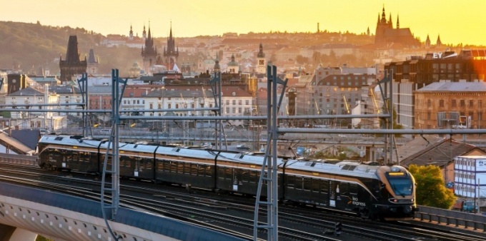 Pociągiem LeoExpress do Pragi i Krakowa